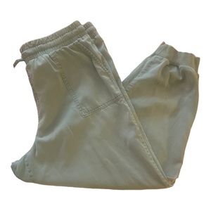 Maurices Women’s Joggers Size Large Olive Green